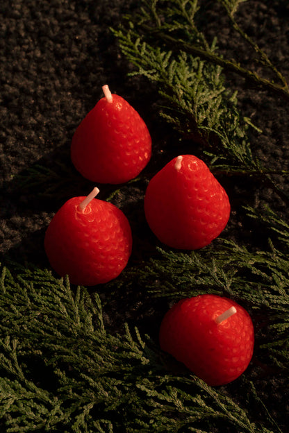 Christmas Strawberry Candle